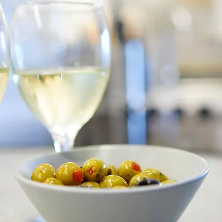 Seascape - Fantastic Location With Sea Views! Appartement