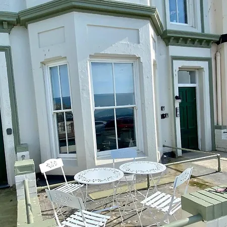 公寓 Seascape - Fantastic Location With Sea Views! 斯卡伯勒